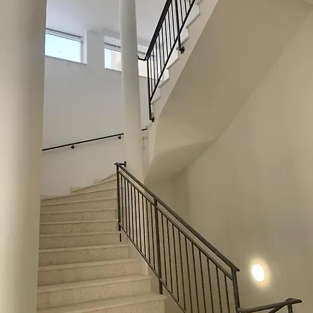 Estaris Apartment *