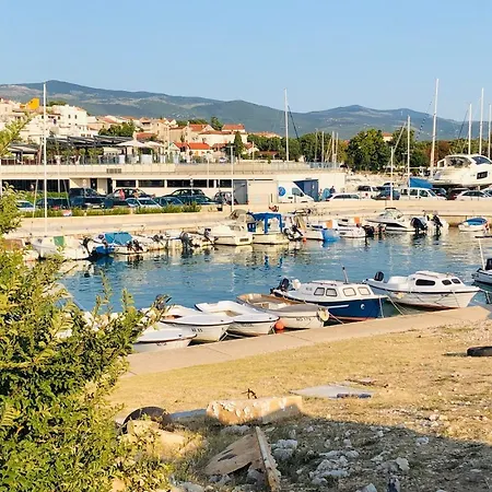 Estaris Novi Vinodolski